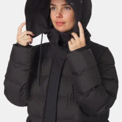 DIDRIKSONS Fay Gevoerde Parka Dames 25 DIDRIKSONS Fay Gevoerde Parka Dames -Aanbiedingen Layer Up Winkel 2210003092805 017 nl